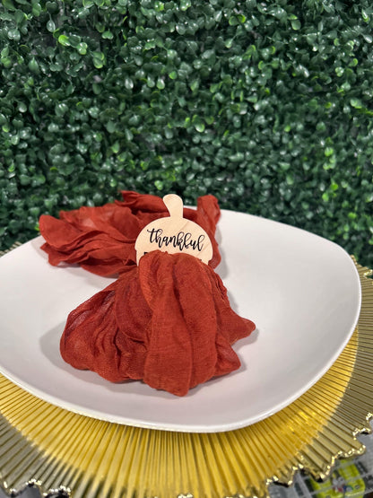 Acorn Napkin Rings| Wooden Thanksgiving Napkin Ring Holders| Fall Table Decor| Laser Cut Engraved