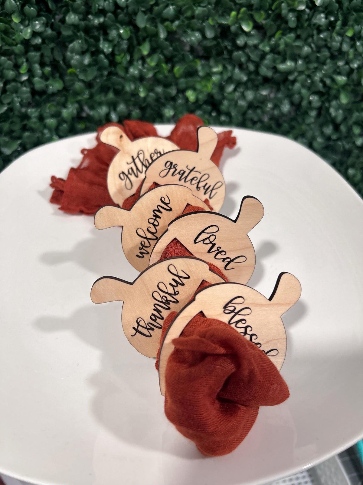 Acorn Napkin Rings| Wooden Thanksgiving Napkin Ring Holders| Fall Table Decor| Laser Cut Engraved